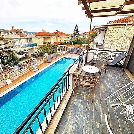 Fizzio Hotel 5*