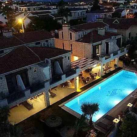 Fizzio Hotel 5*